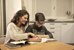 Why Smart Parents in Islamabad Are Switching to Home Tutors Here’s What You Need to Know